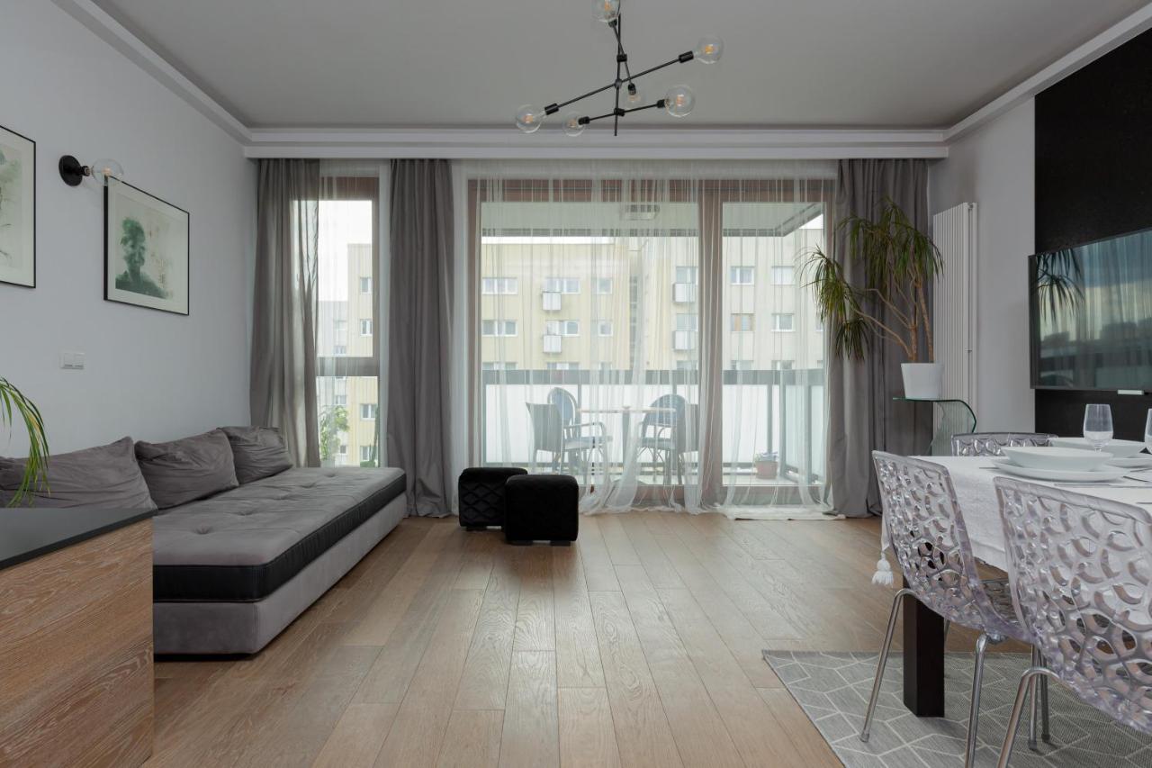 Ogrodowa Modern Apartment By Noclegi Renters Varşova Dış mekan fotoğraf